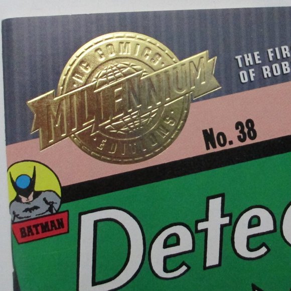 BUNDLE OF 7 DC COMIC BOOKS - Picture 11 of 11